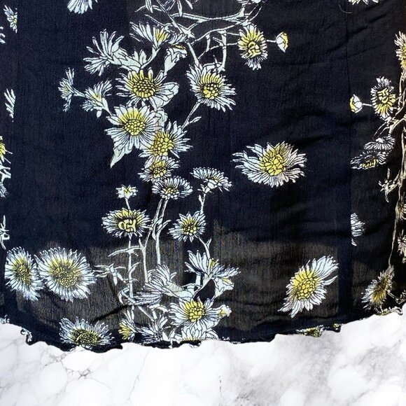 Obey Daisy Print Skirt - Picture 7 of 12